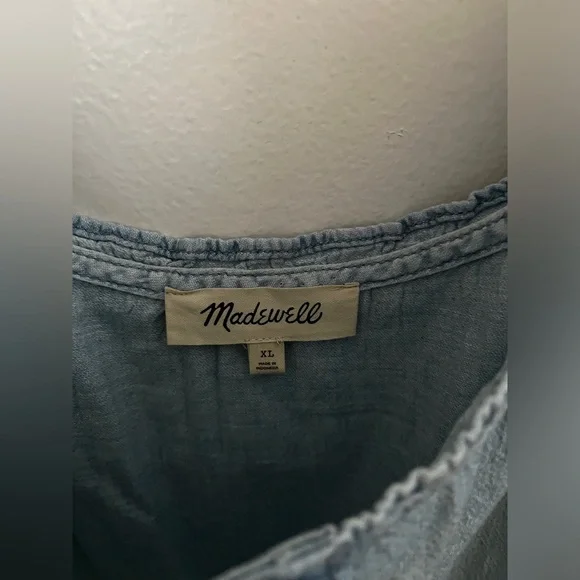 Denim Ruffled U-Neck Crop Top XL - Picture 6 of 8